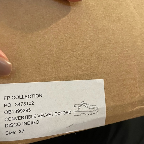 Free People | Convertible Velvet Oxfords NEW - Picture 8 of 8